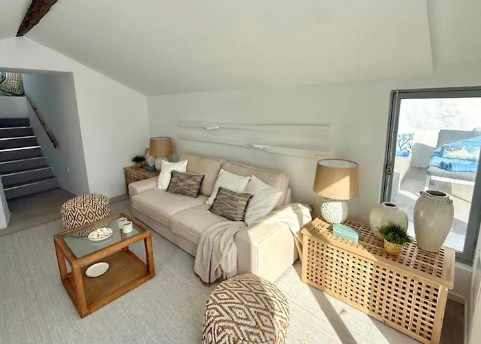 Casa Riva, With Pool Overlooking The Sea Las Aguas