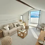 Casa Riva, With Pool Overlooking The Sea *