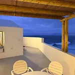 بيت للعطل Casa Riva, With Pool Overlooking The Sea *