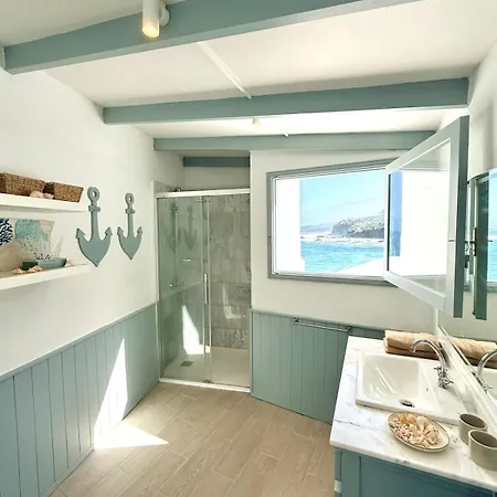 Casa Riva, With Pool Overlooking The Sea Las Aguas