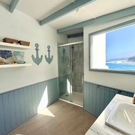 Casa Riva, With Pool Overlooking The Sea Сasa de vacaciones Las Aguas