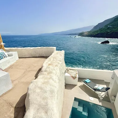 Сasa de vacaciones Casa Riva, With Pool Overlooking The Sea *