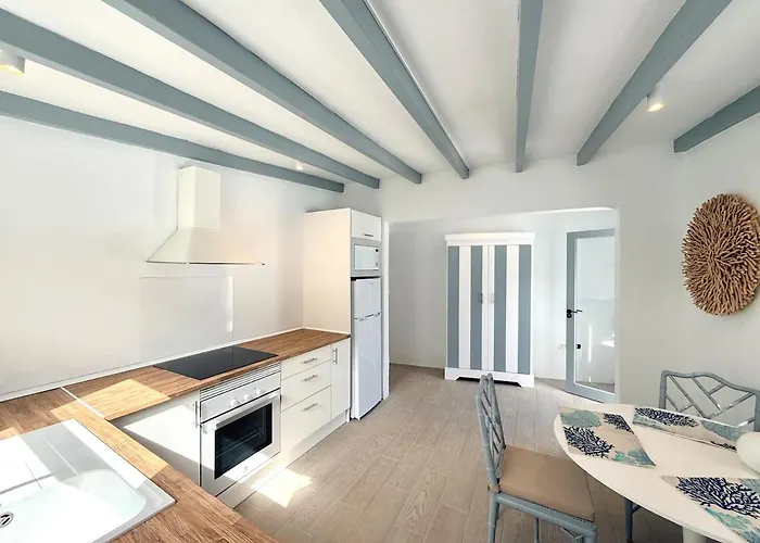 Casa Riva, With Pool Overlooking The Sea Las Aguas