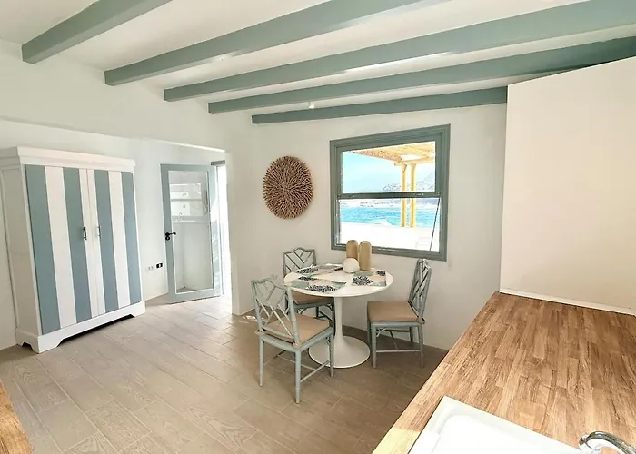 Casa Riva, With Pool Overlooking The Sea Dom wakacyjny Las Aguas