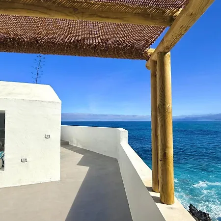 Casa Riva, With Pool Overlooking The Sea