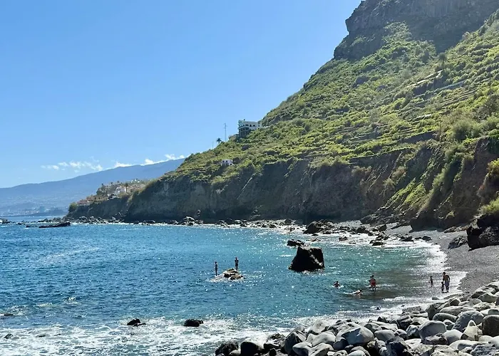 Casa Riva, With Pool Overlooking The Sea Hébergement de vacances *