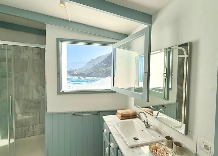 Ferienhaus Casa Riva, With Pool Overlooking The Sea Las Aguas