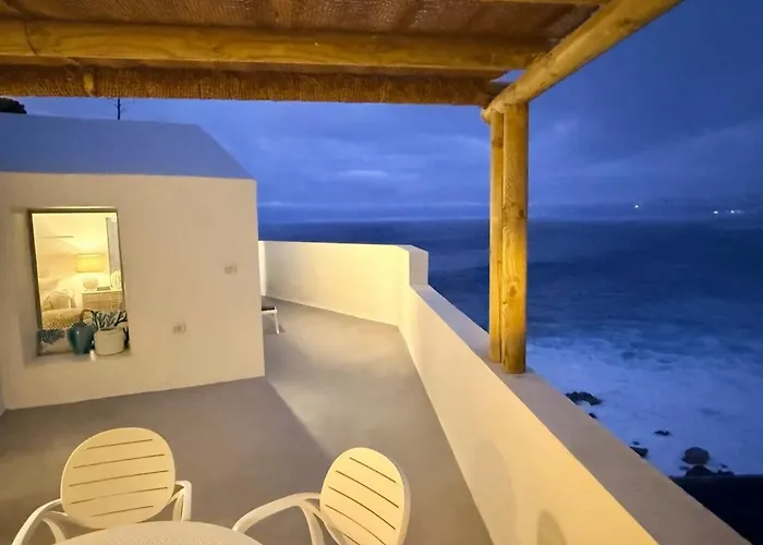 Casa Riva, With Pool Overlooking The Sea Ferienhaus *